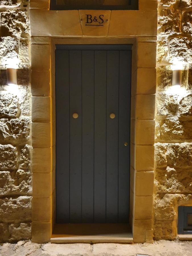 B&S Accommodation Renovated 18 Century House Of Character In Hal Ghaxiak 외부 사진